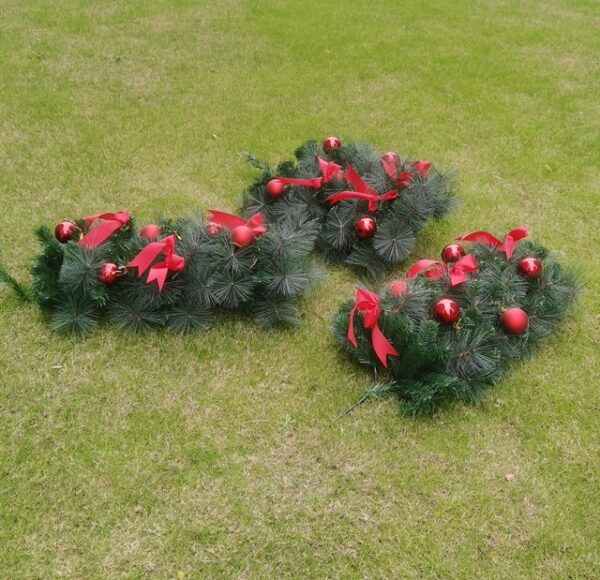 Giant PVC Artificial Christmas Tree with Red Decorations for Commercial Displays